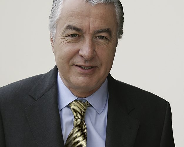 Estudio de Comunicación - Ladislao Azcona - Presidente