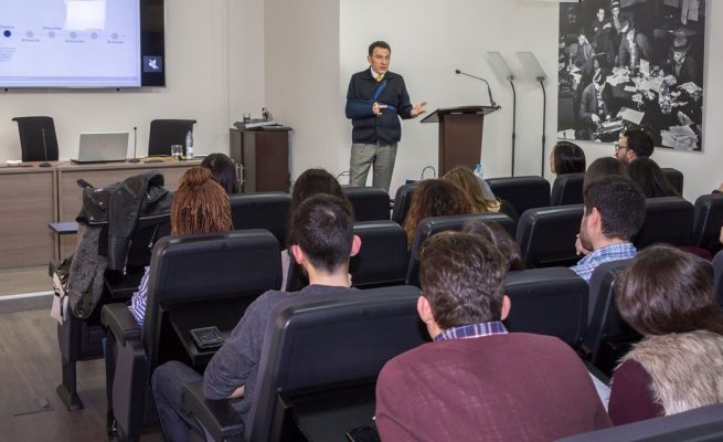 Alberto Mariñas imparte masterclass en máster de comunicación de la universidad complutense