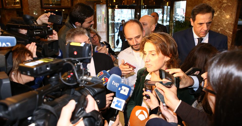 Teresa Ribera Ministra para la transición ecológica con la prensa